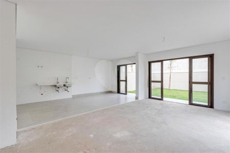 Casa à venda com 412m², 4 quartos e 3 vagas