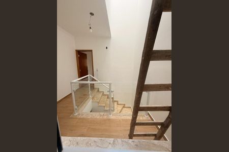 Casa à venda com 100m², 3 quartos e 2 vagas