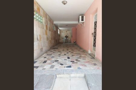 Casa à venda com 372m², 7 quartos e 2 vagas