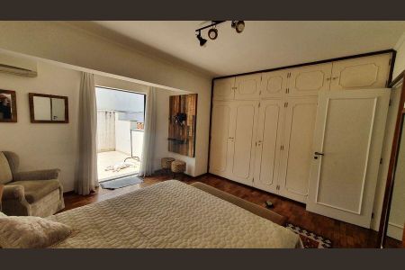 Casa à venda com 4 quartos, 323m² em Brooklin, São Paulo