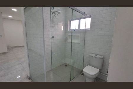 Banheiro  de casa para alugar com 1 quarto, 30m² em Santo Antônio, São Caetano do Sul