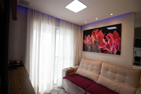 Sala de apartamento à venda com 2 quartos, 43m² em Vila Itapegica, Guarulhos