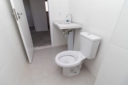Apartamento para alugar com 40m², 2 quartos e sem vaga Apartamento para alugar com 40m², 2 quartos e sem vagaBanheiro