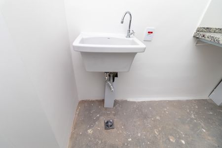 Apartamento para alugar com 40m², 2 quartos e sem vaga Apartamento para alugar com 40m², 2 quartos e sem vagaÁrea de Serviço