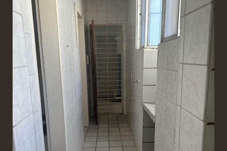 Corredor  de casa para alugar com 2 quartos, 180m² em Vila Santa Virginia, São Paulo