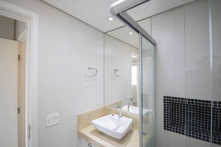 Apartamento para alugar com 70m², 3 quartos e 2 vagas Apartamento para alugar com 70m², 3 quartos e 2 vagasBanheiro da Suíte