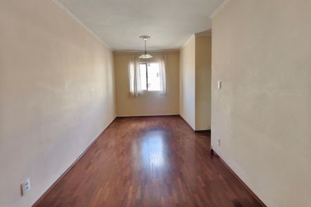 Apartamento à venda com 70m², 3 quartos e 1 vaga Apartamento à venda com 70m², 3 quartos e 1 vagaSala