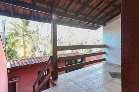 Quintal de casa à venda com 3 quartos, 165m² em Jardim do Lago, São Paulo