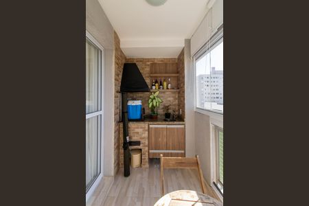 Varanda Gourmet de apartamento à venda com 2 quartos, 61m² em Vila Barros, Guarulhos