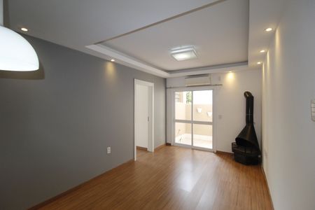 Sala de apartamento à venda com 2 quartos, 90m² em Petrópolis, Porto Alegre