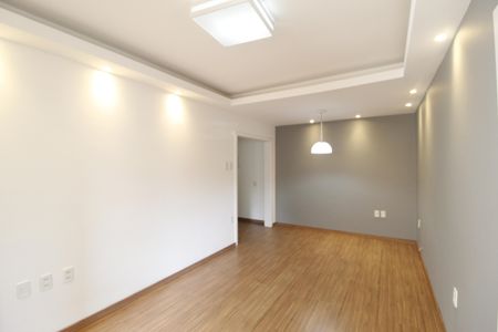 Sala de apartamento à venda com 2 quartos, 90m² em Petrópolis, Porto Alegre