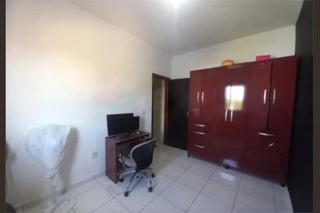 Casa à venda com 188m², 6 quartos e 2 vagas