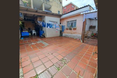 Casa à venda com 2 quartos, 128m² em Vila Linda, Santo André
