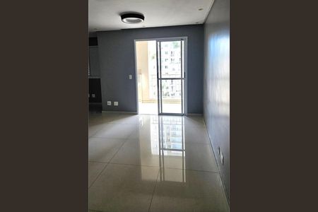 Apartamento à venda com 3 quartos, 75m² em Vila Paulo Silas, São Paulo