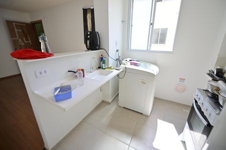 Apartamento para alugar com 1300m², 2 quartos e 1 vaga Apartamento para alugar com 1300m², 2 quartos e 1 vagaCozinha