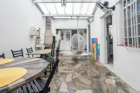 Casa de Condomínio à venda com 6 quartos, 238m² em Cambuci, São Paulo