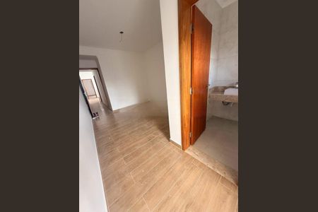 Casa à venda com 100m², 3 quartos e 2 vagas
