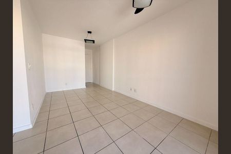 Apartamento à venda com 3 quartos, 84m² em Centro, Niterói