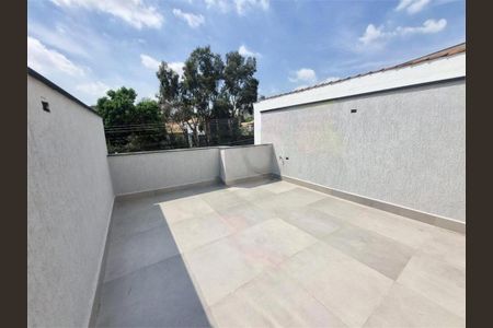 Casa à venda com 3 quartos, 168m² em Utinga, Santo André