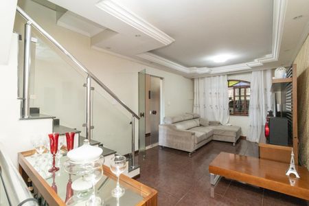 Sala de casa à venda com 3 quartos, 195m² em Engenheiro Goulart, São Paulo