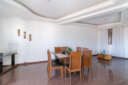Casa à venda com 195m², 3 quartos e 2 vagasSala de Jantar