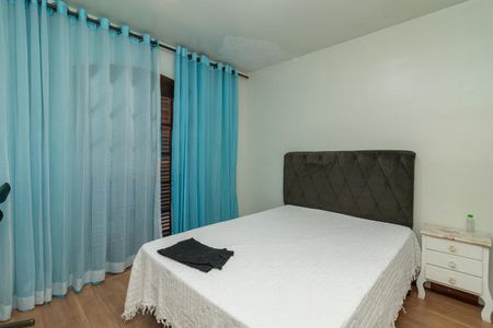 Casa à venda com 195m², 3 quartos e 2 vagasQuarto