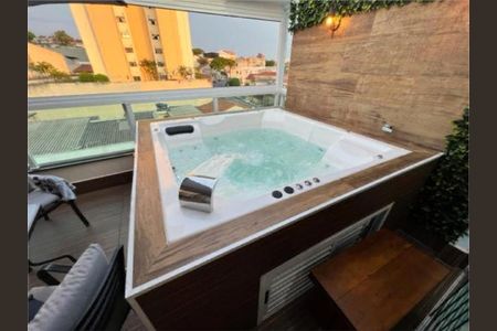 Casa à venda com 140m², 3 quartos e 2 vagas