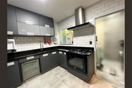 Casa à venda com 3 quartos, 140m² em Vila Matilde, São Paulo