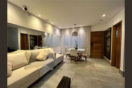 Casa à venda com 3 quartos, 140m² em Vila Matilde, São Paulo