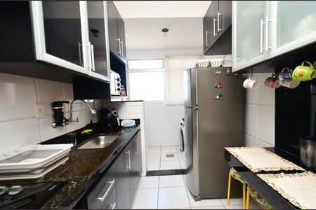 Apartamento à venda com 54m², 2 quartos e 2 vagas Apartamento à venda com 54m², 2 quartos e 2 vagasCozinha