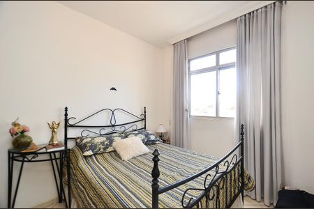 Apartamento à venda com 54m², 2 quartos e 2 vagas Apartamento à venda com 54m², 2 quartos e 2 vagasSuite