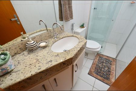 Apartamento à venda com 54m², 2 quartos e 2 vagas Apartamento à venda com 54m², 2 quartos e 2 vagasBanheiro Social