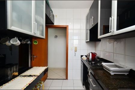 Apartamento à venda com 54m², 2 quartos e 2 vagas Apartamento à venda com 54m², 2 quartos e 2 vagasCozinha