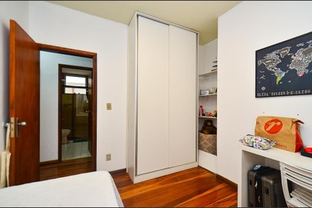 Apartamento à venda com 85m², 3 quartos e 2 vagas Apartamento à venda com 85m², 3 quartos e 2 vagasQuarto 1