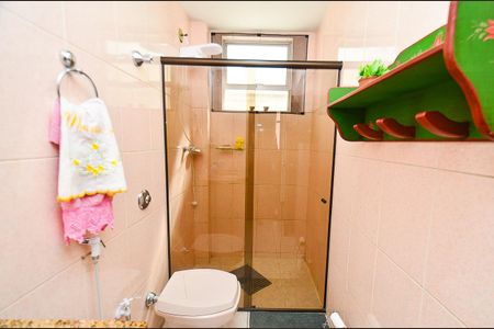 Apartamento à venda com 85m², 3 quartos e 2 vagas Apartamento à venda com 85m², 3 quartos e 2 vagasBanheiro Social