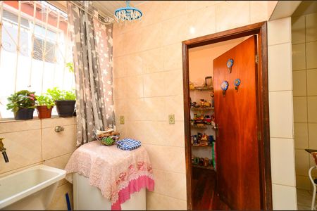 Apartamento à venda com 85m², 3 quartos e 2 vagas Apartamento à venda com 85m², 3 quartos e 2 vagasÁrea de Serviço