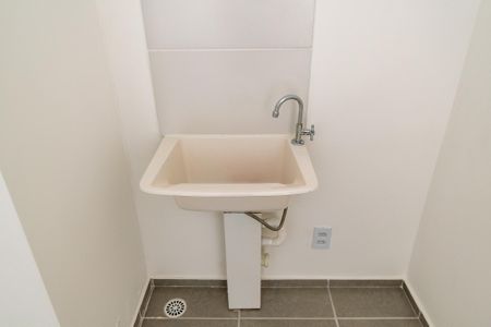 Apartamento à venda com 34m², 2 quartos e sem vaga Apartamento à venda com 34m², 2 quartos e sem vagaÁrea de Serviço