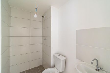 Apartamento à venda com 34m², 2 quartos e sem vaga Apartamento à venda com 34m², 2 quartos e sem vagaBanheiro