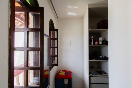 Casa à venda com 3 quartos, 253m² em Jardim Cotinha, São Paulo