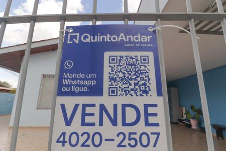 Casa à venda com 173m², 3 quartos e 3 vagasFachada