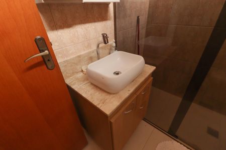 Casa à venda com 173m², 3 quartos e 3 vagasBanheiro da Suíte