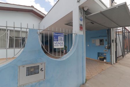 Casa à venda com 173m², 3 quartos e 3 vagasFachada