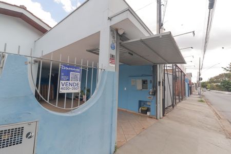 Casa à venda com 173m², 3 quartos e 3 vagasFachada