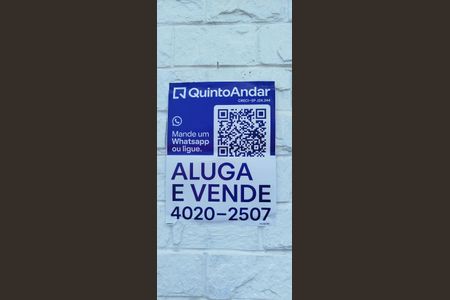 Casa à venda com 316m², 4 quartos e 2 vagas Casa à venda com 316m², 4 quartos e 2 vagasPlaca