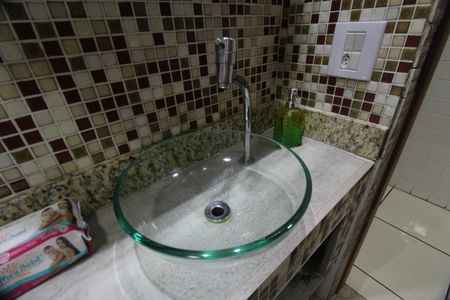 Casa à venda com 316m², 4 quartos e 2 vagasLavabo