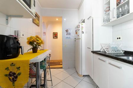 Apartamento à venda com 52m², 2 quartos e 1 vaga Apartamento à venda com 52m², 2 quartos e 1 vagaCozinha