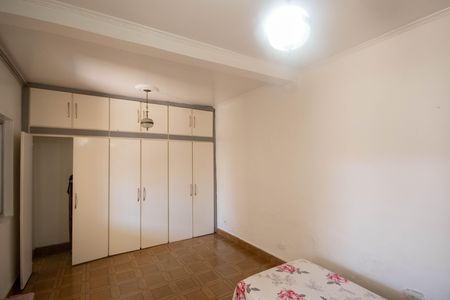 Apartamento à venda com 220m², 4 quartos e 2 vagas Apartamento à venda com 220m², 4 quartos e 2 vagasSuíte