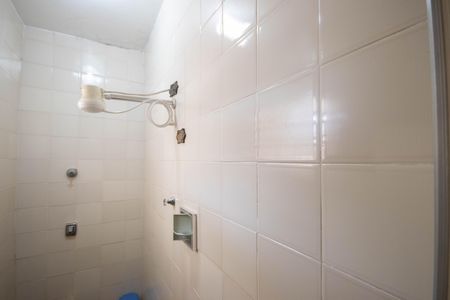 Apartamento à venda com 220m², 4 quartos e 2 vagas Apartamento à venda com 220m², 4 quartos e 2 vagasBanheiro da Suíte