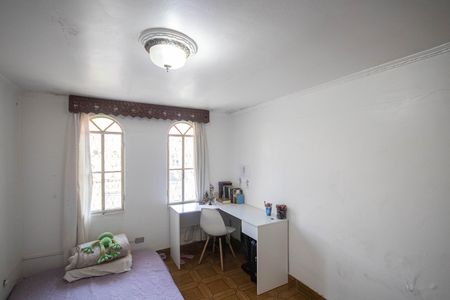 Apartamento à venda com 220m², 4 quartos e 2 vagas Apartamento à venda com 220m², 4 quartos e 2 vagasQuarto 2