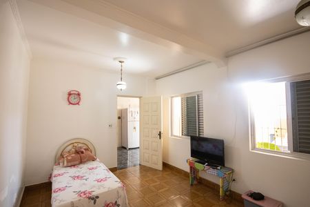 Apartamento à venda com 220m², 4 quartos e 2 vagas Apartamento à venda com 220m², 4 quartos e 2 vagasSuíte